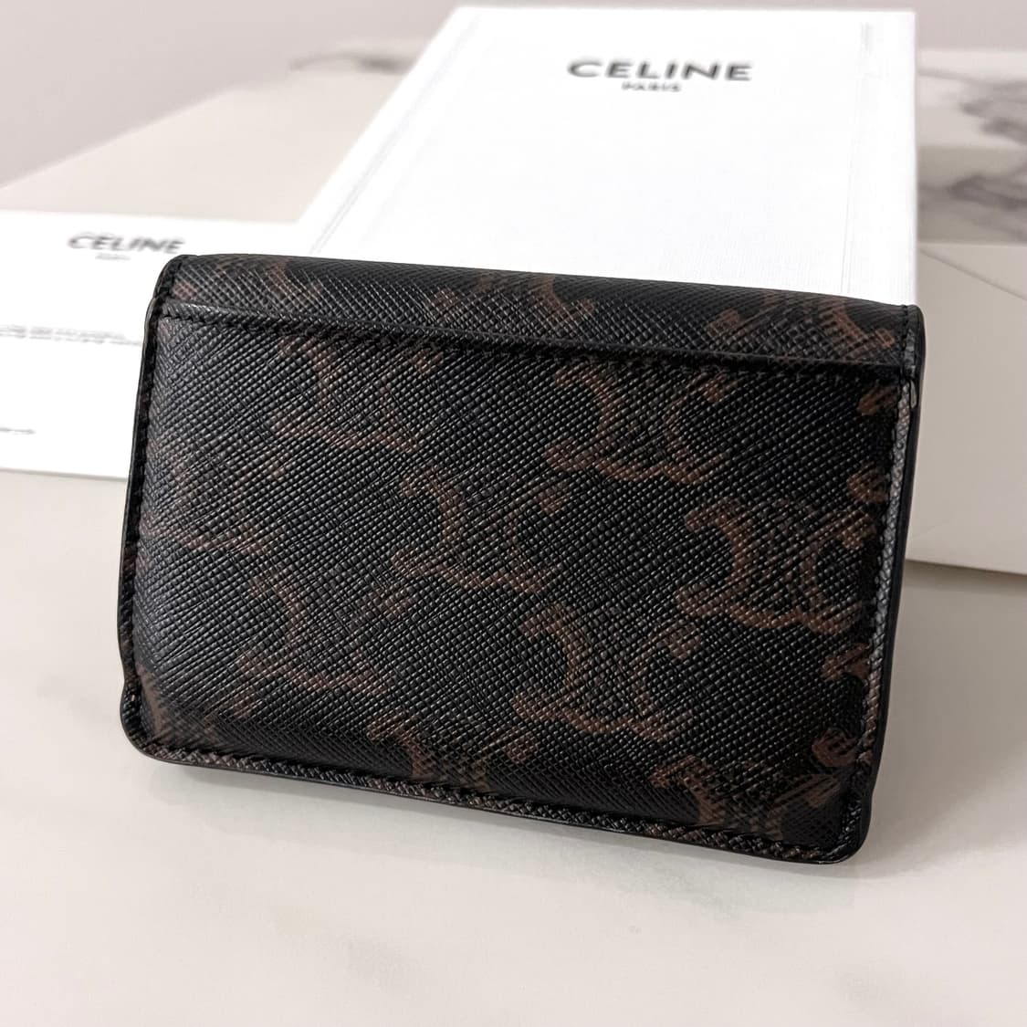 [S급/정품] 셀린느 트리옹프 캔버스 플랩 카드지갑 상품이미지3