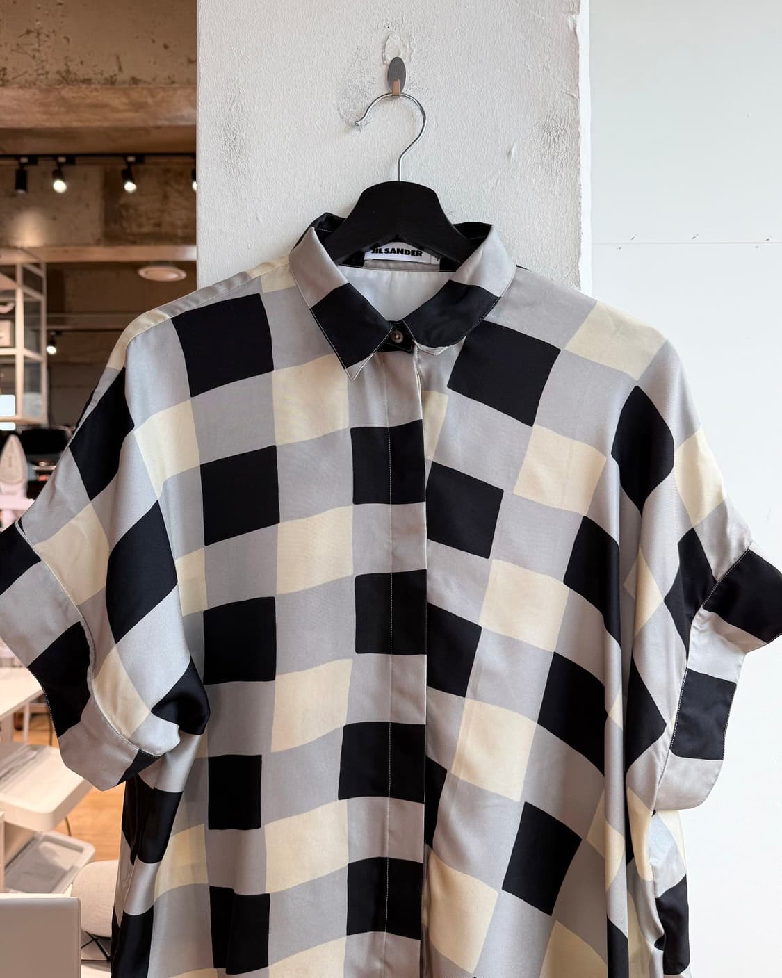 질샌더 체크 실크 언발 하프 셔츠  상품이미지3