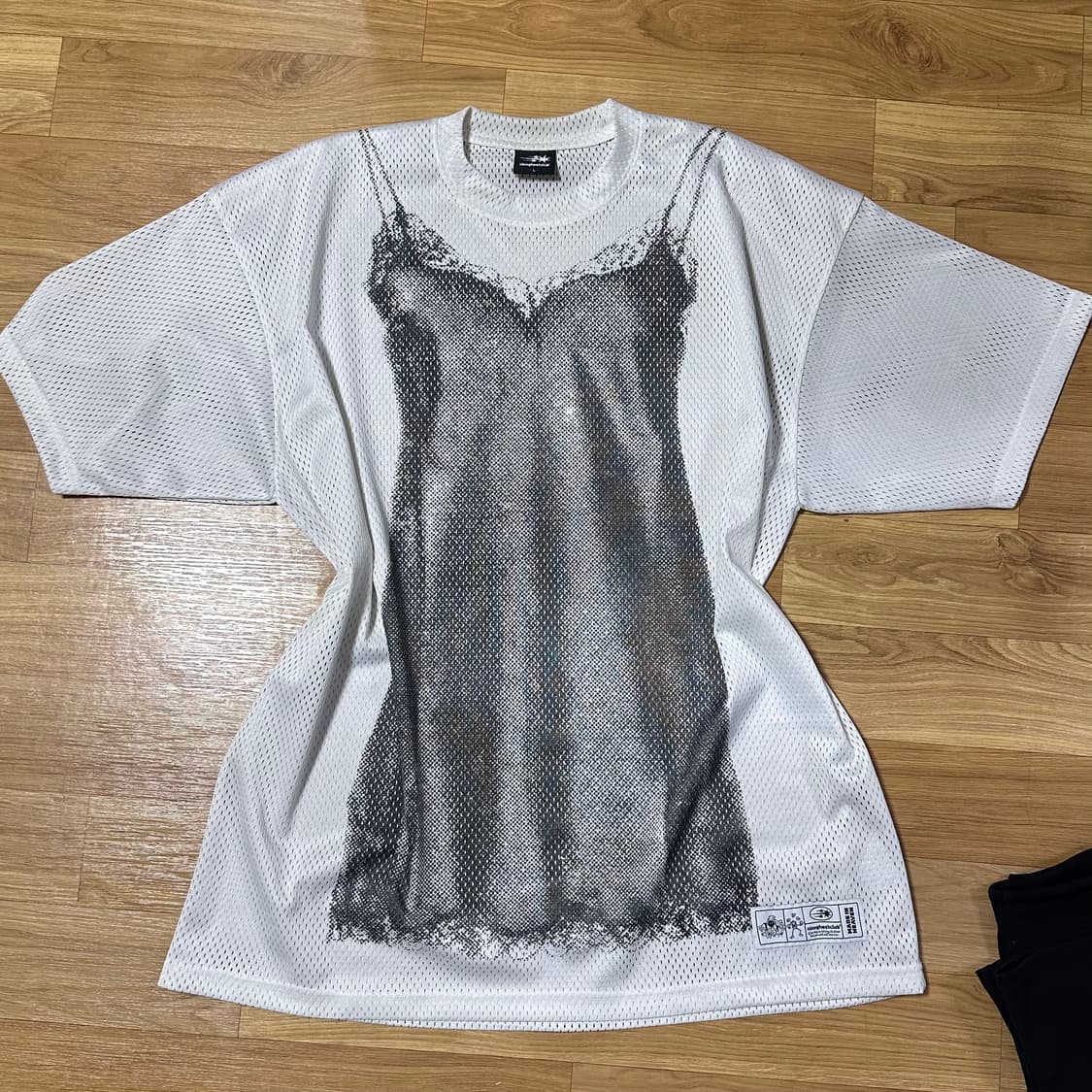 나고클 slip dress mesh big big 메쉬반팔티 상품이미지4