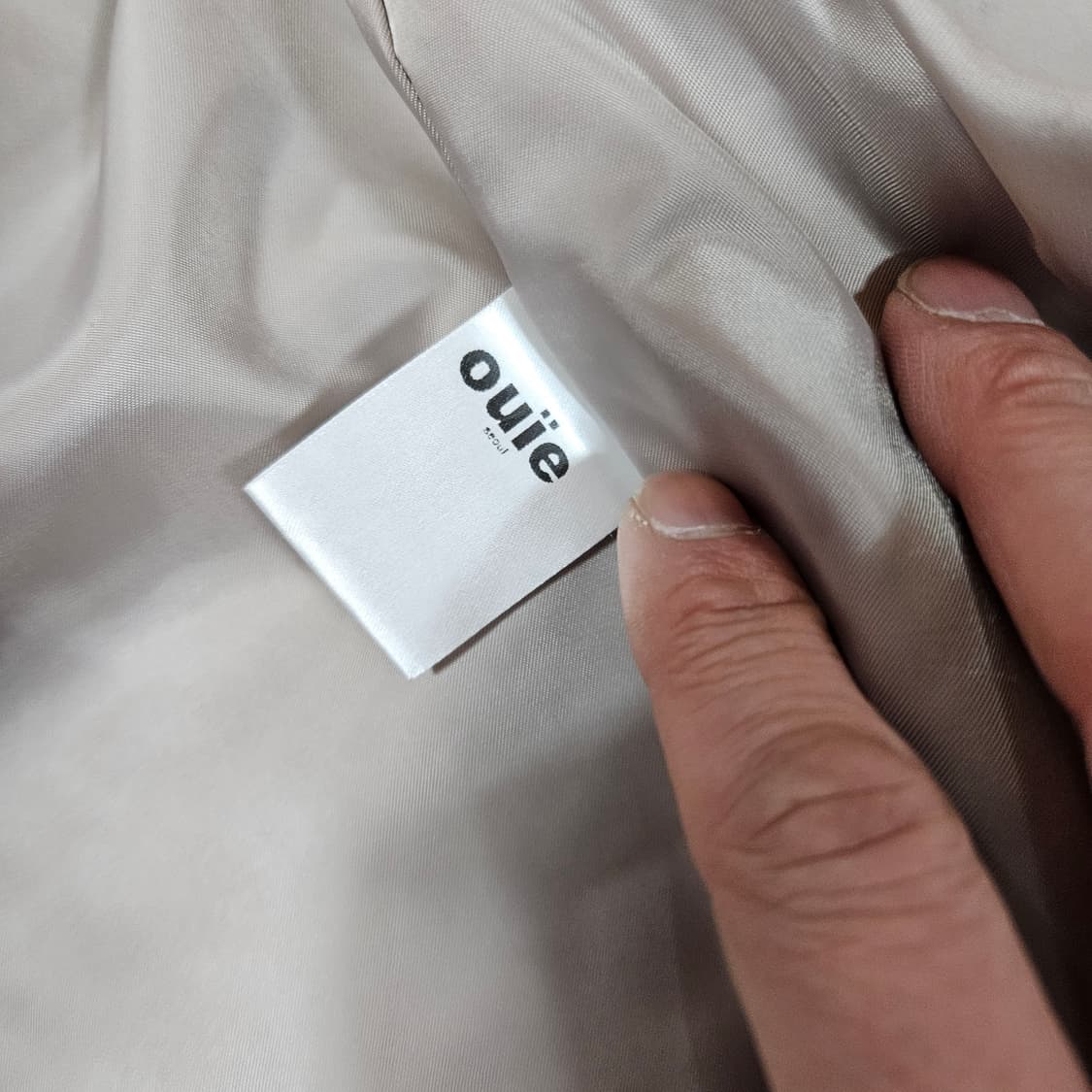 우이(OUIE) 소매 주름 브이넥 버튼 자켓 Free 상품이미지9