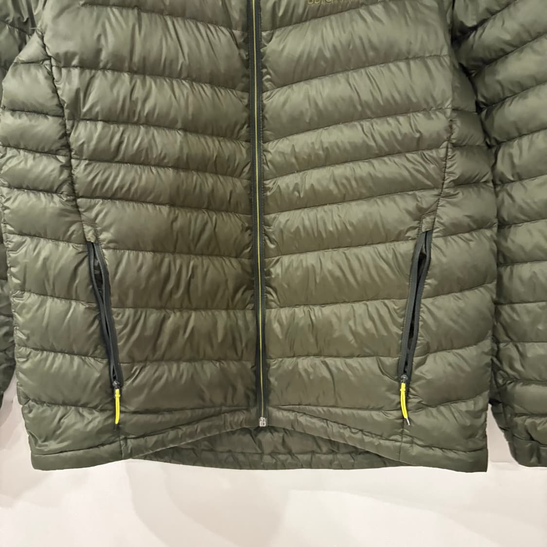 블랙야크 B 제로 경량 구스패딩 105 카키 상품이미지2