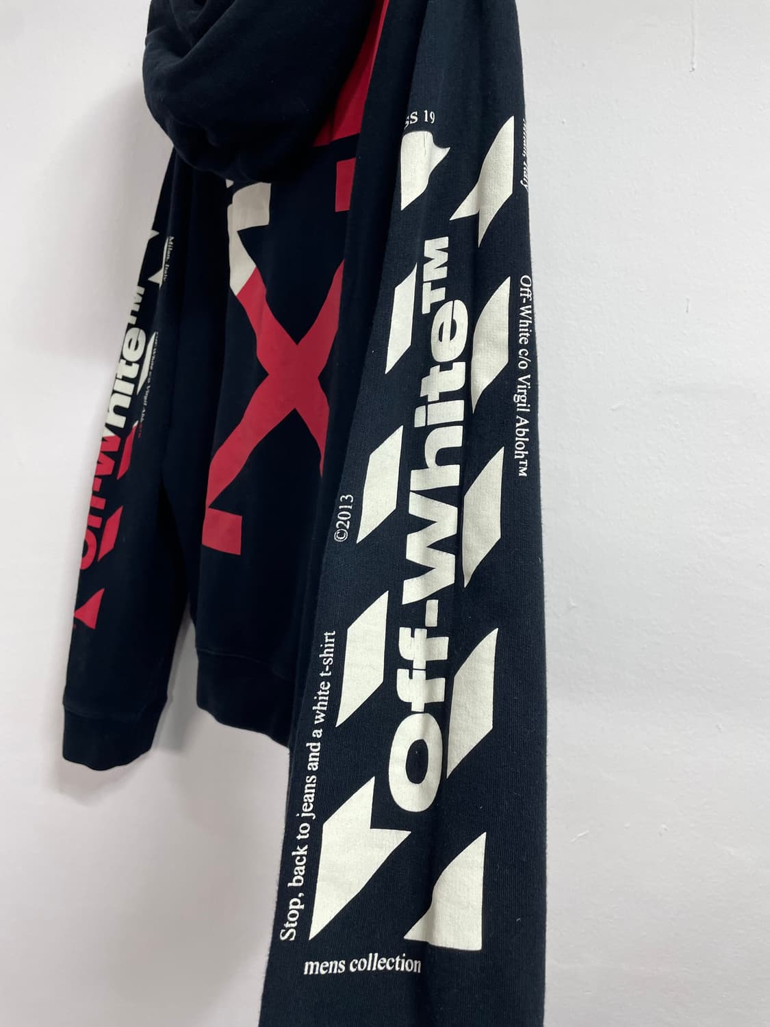 오프화이트 에로우 블랙 후드티  (on.187)    상품이미지4