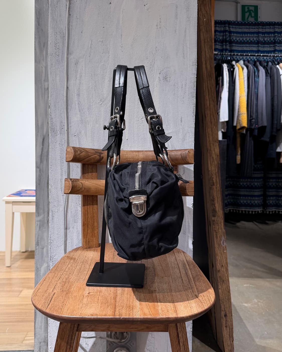 프라다 블랙 나일론 보스턴 숄더백 상품이미지5