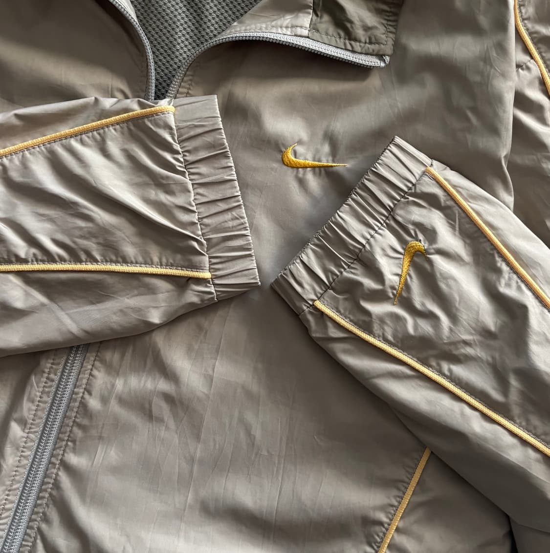 Nike 나이키 베이지 빈티지 바람막이 상품이미지3