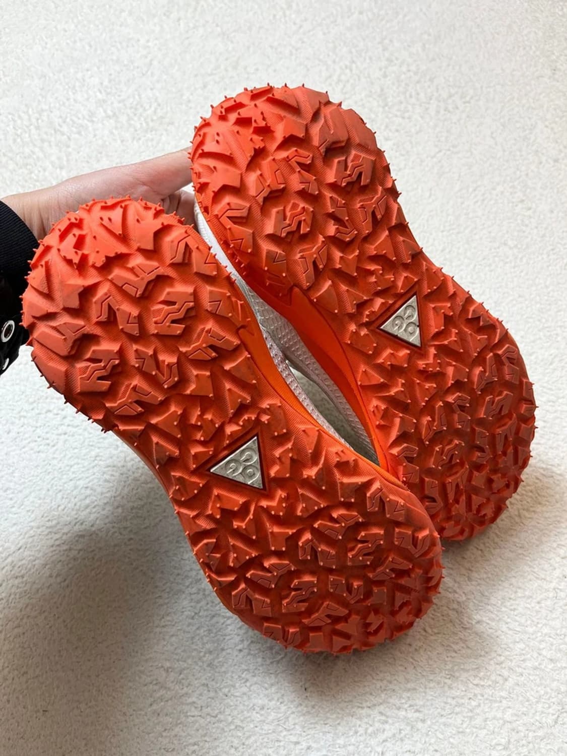 나이키 ACG 마운틴 플라이 2 로우 레이저 오렌지 스니커즈 A1722 상품이미지5