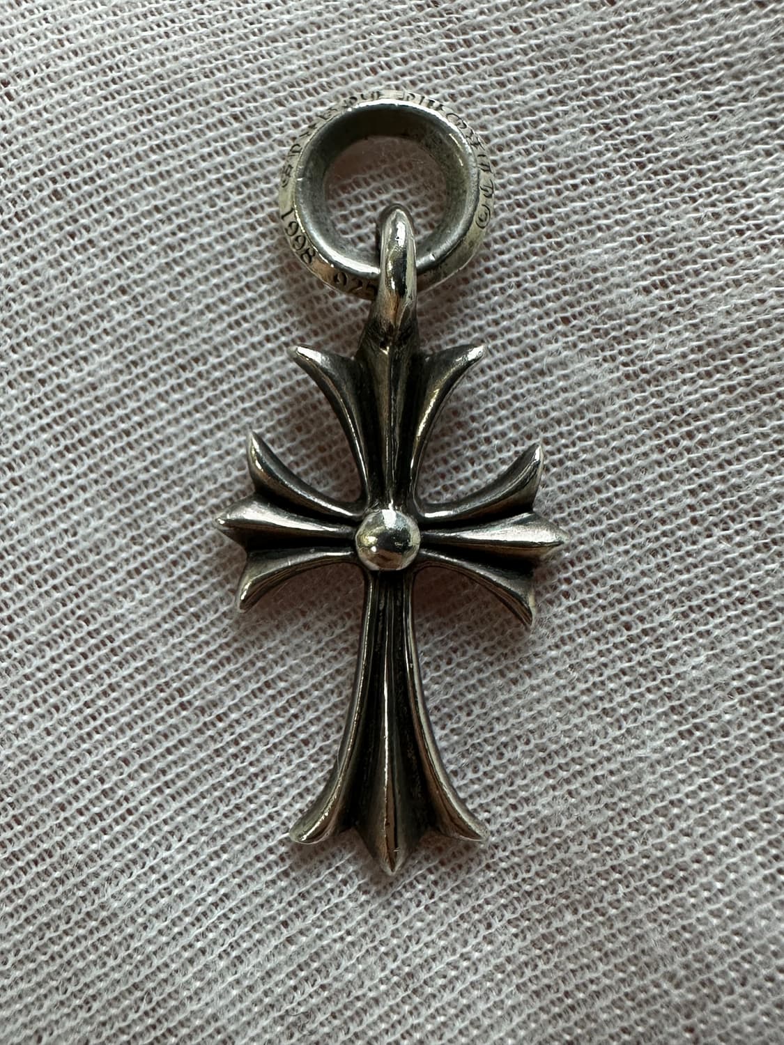 [OS] 정품 크롬하츠 타이니 크로스 상품이미지4