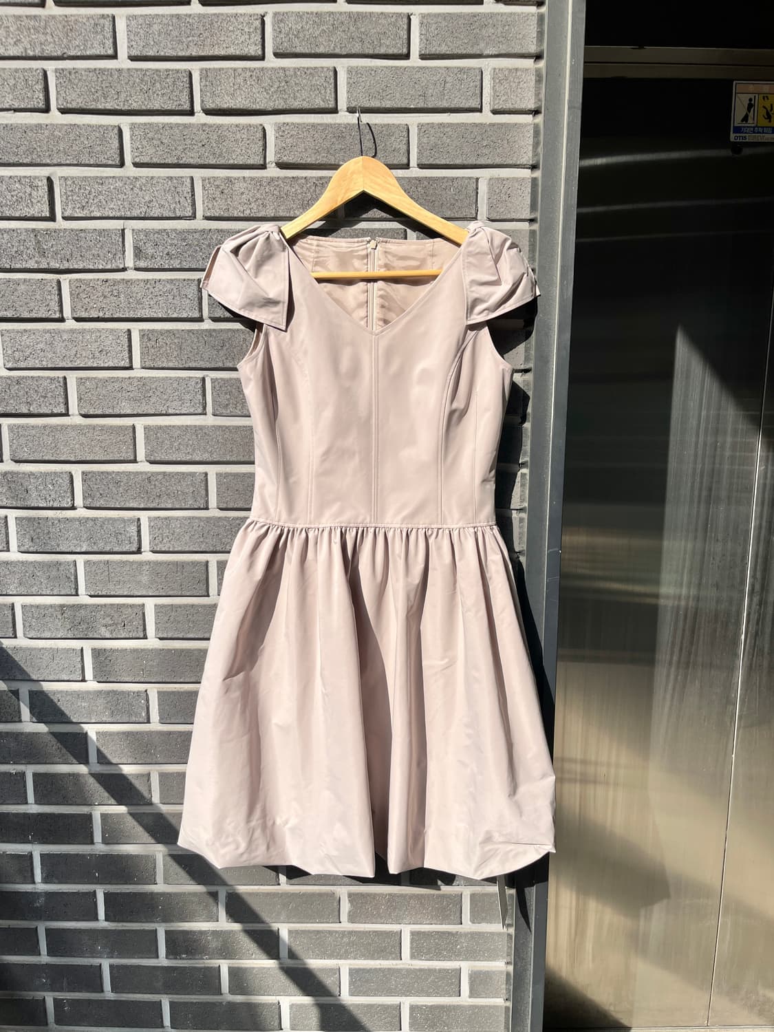 Rene 르네 리본 퍼프 원피스  상품이미지1