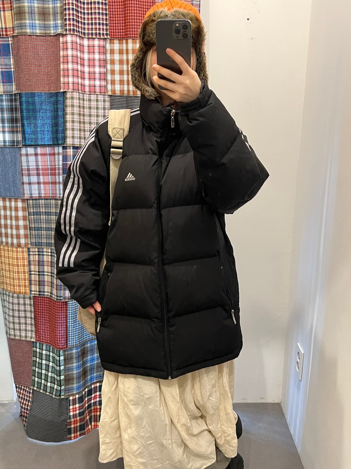 아디다스 블랙 퀄팅 패딩 상품이미지1