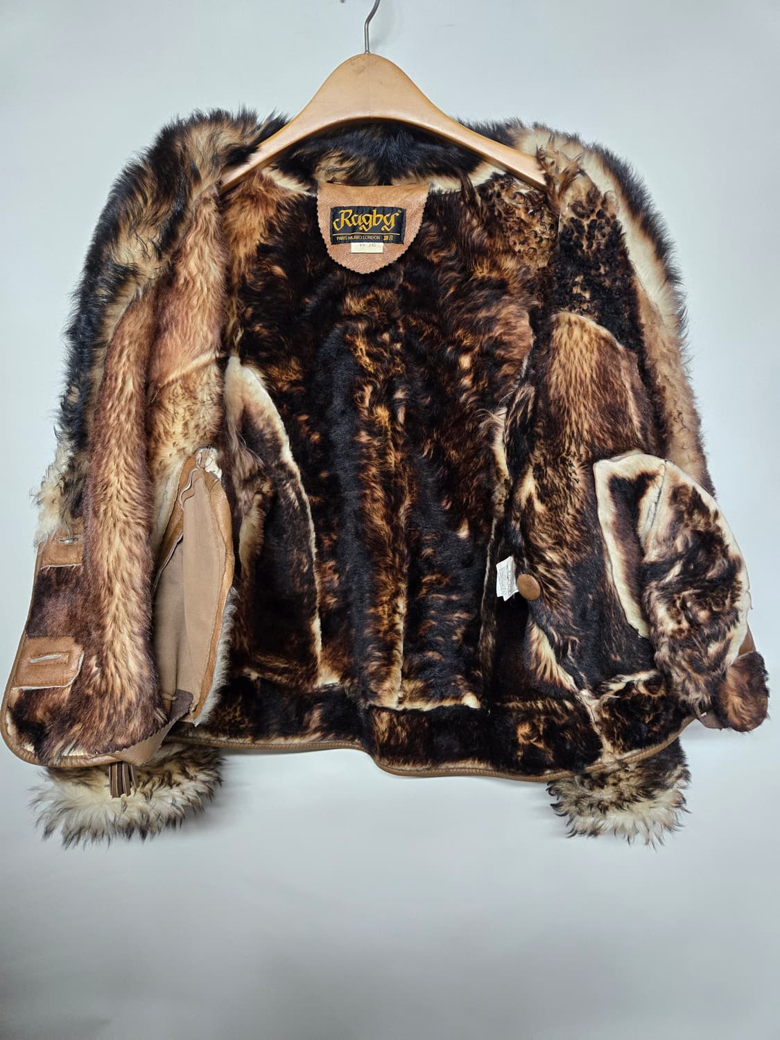 Rugby 양가죽 퍼 트리밍 무스탕 자켓 여105 상품이미지3