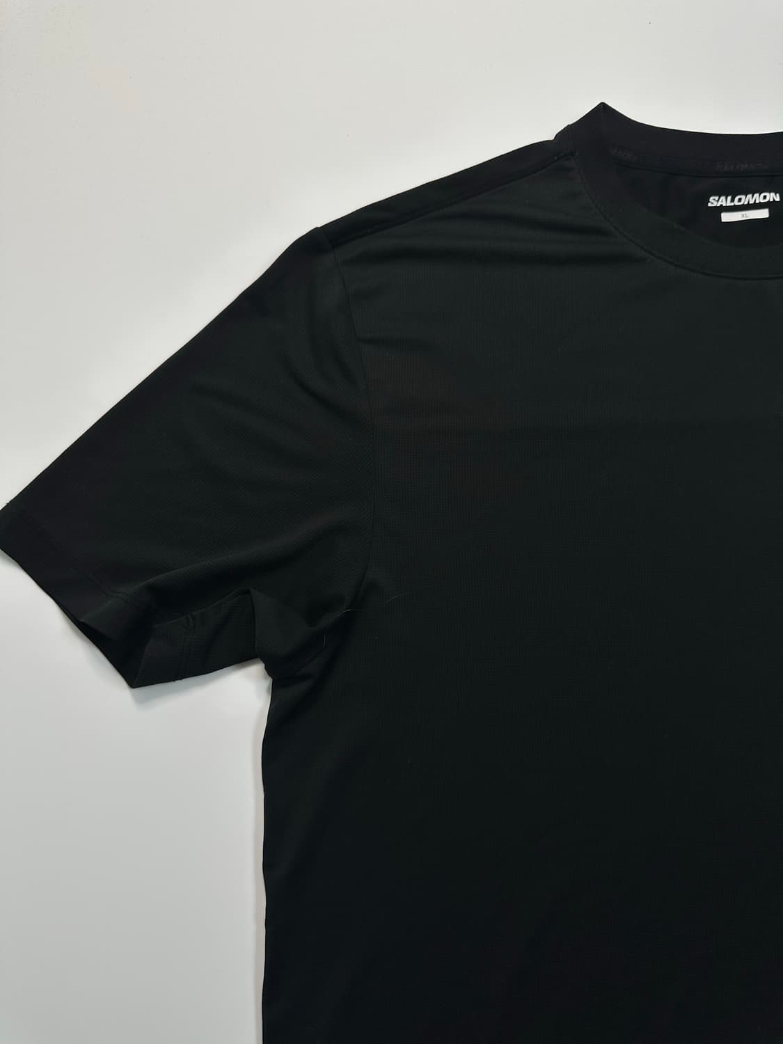 살로몬 블랙 반팔티셔츠 상품이미지2