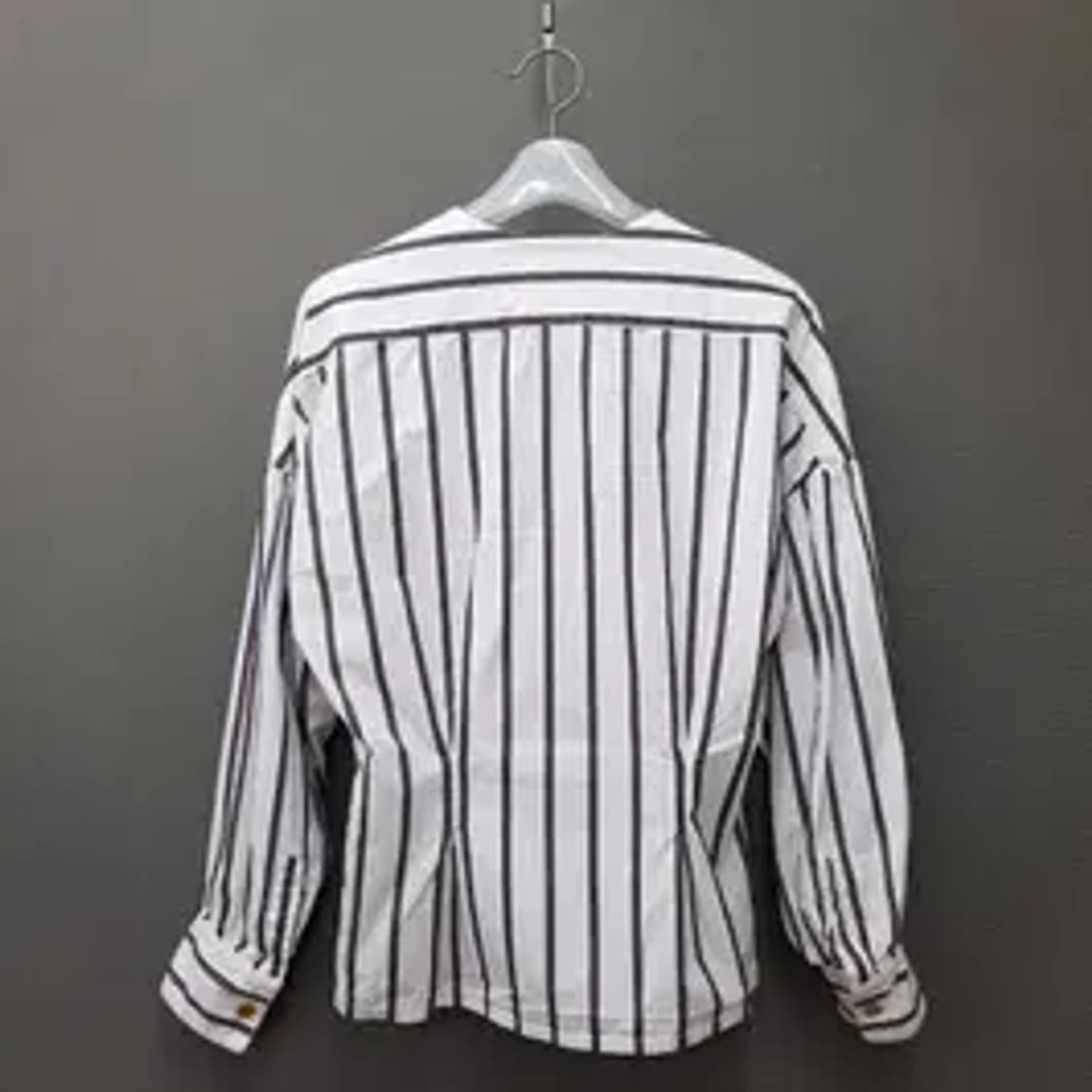 산드로 Sandro 스트라이프 브이넥 버튼 블라우스 2사이즈 상품이미지5