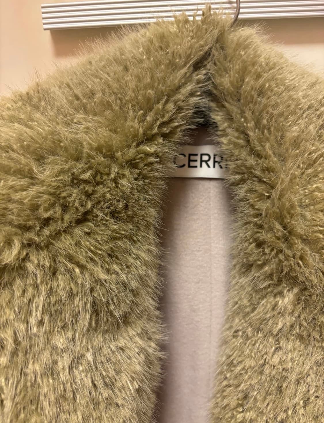 세릭 퍼자켓 베이지 판매해요 상품이미지7