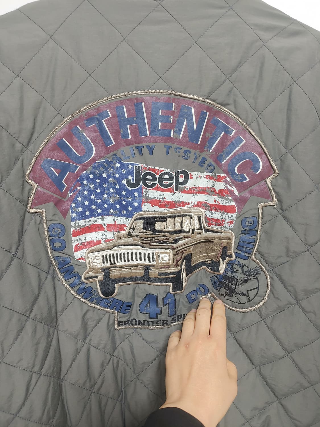 JEEP  지프 어센틱 와펜로고 퀼팅 하이넥 자켓-XL 상품이미지4