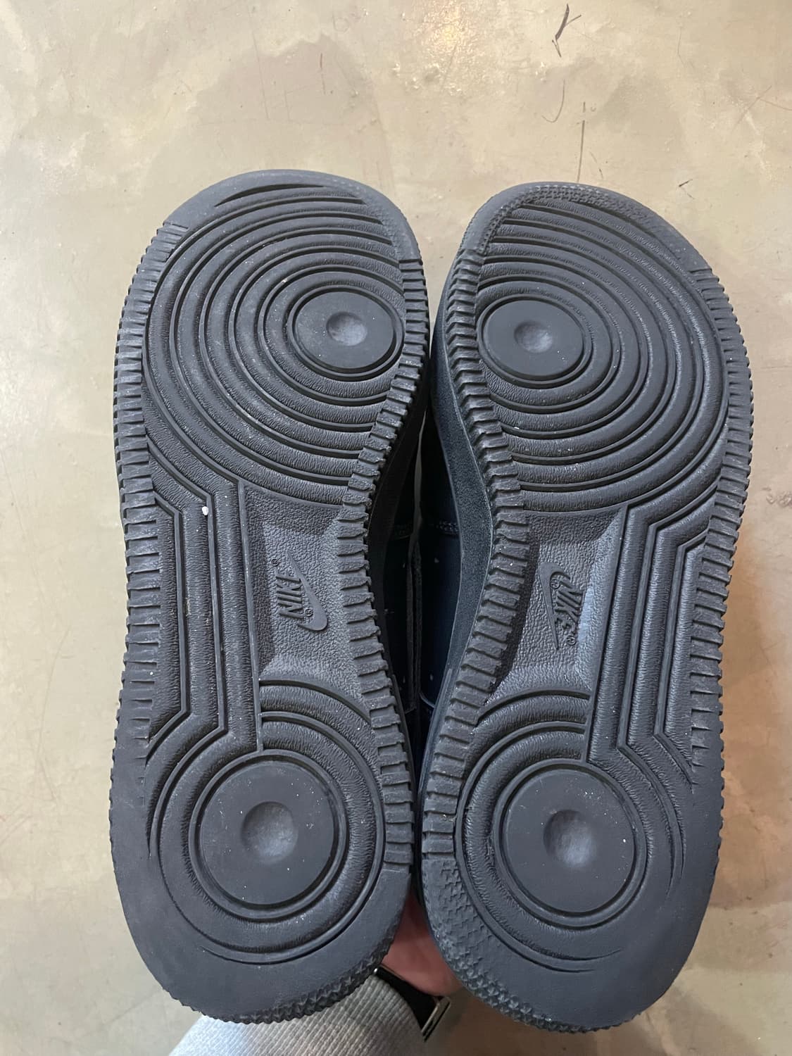 나이키 에어포스1 블랙 260 상품이미지7