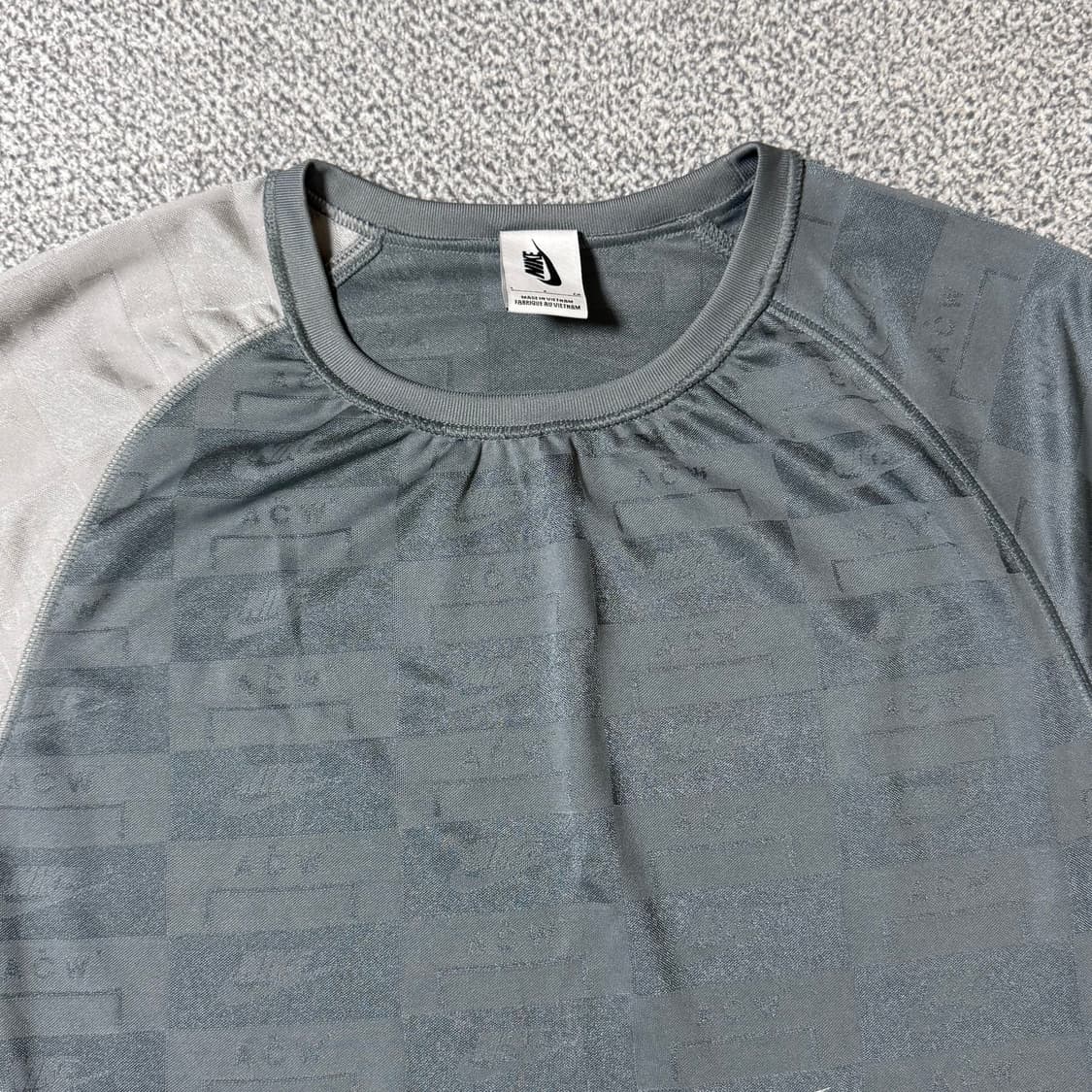 [정가 30만원] 나이키 x 어콜드월 롱슬리브 상품이미지4