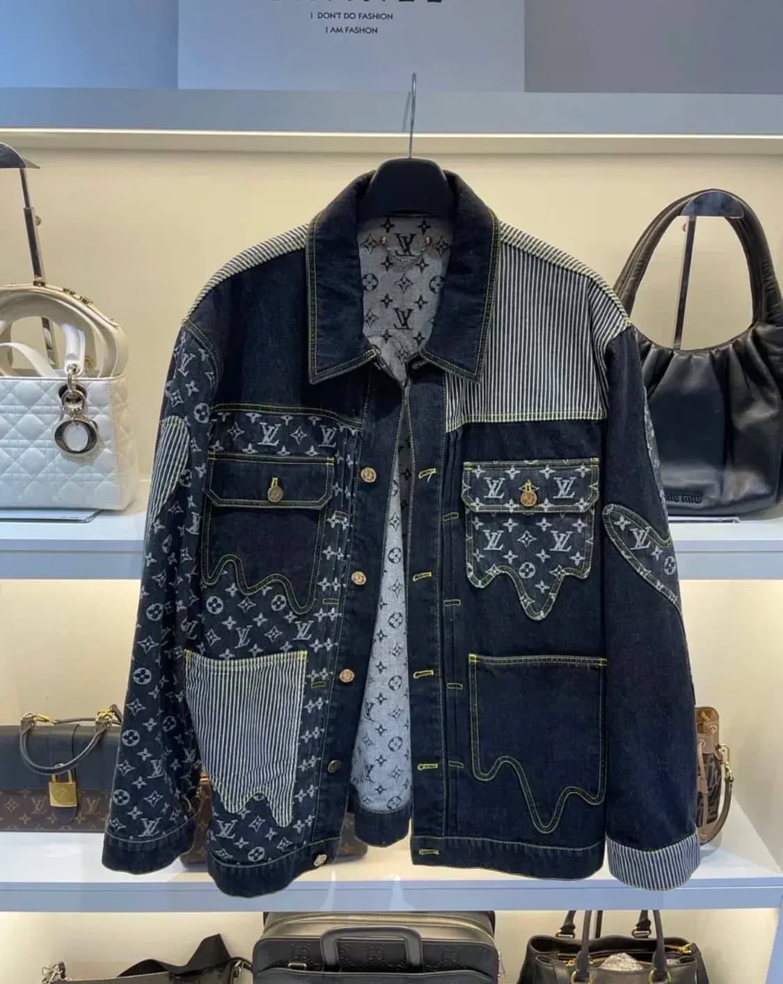 루이비통 니고 크레이지 데님 자켓 상품이미지1