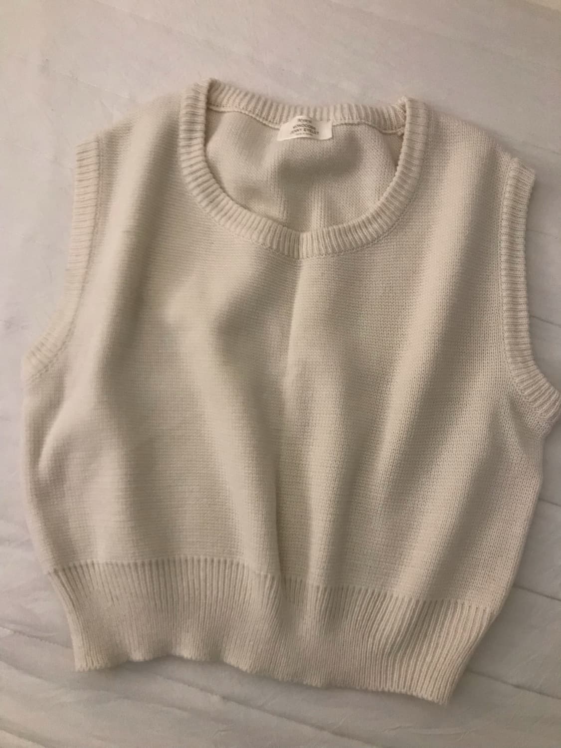 라운드넥 니트 조끼 상품이미지1