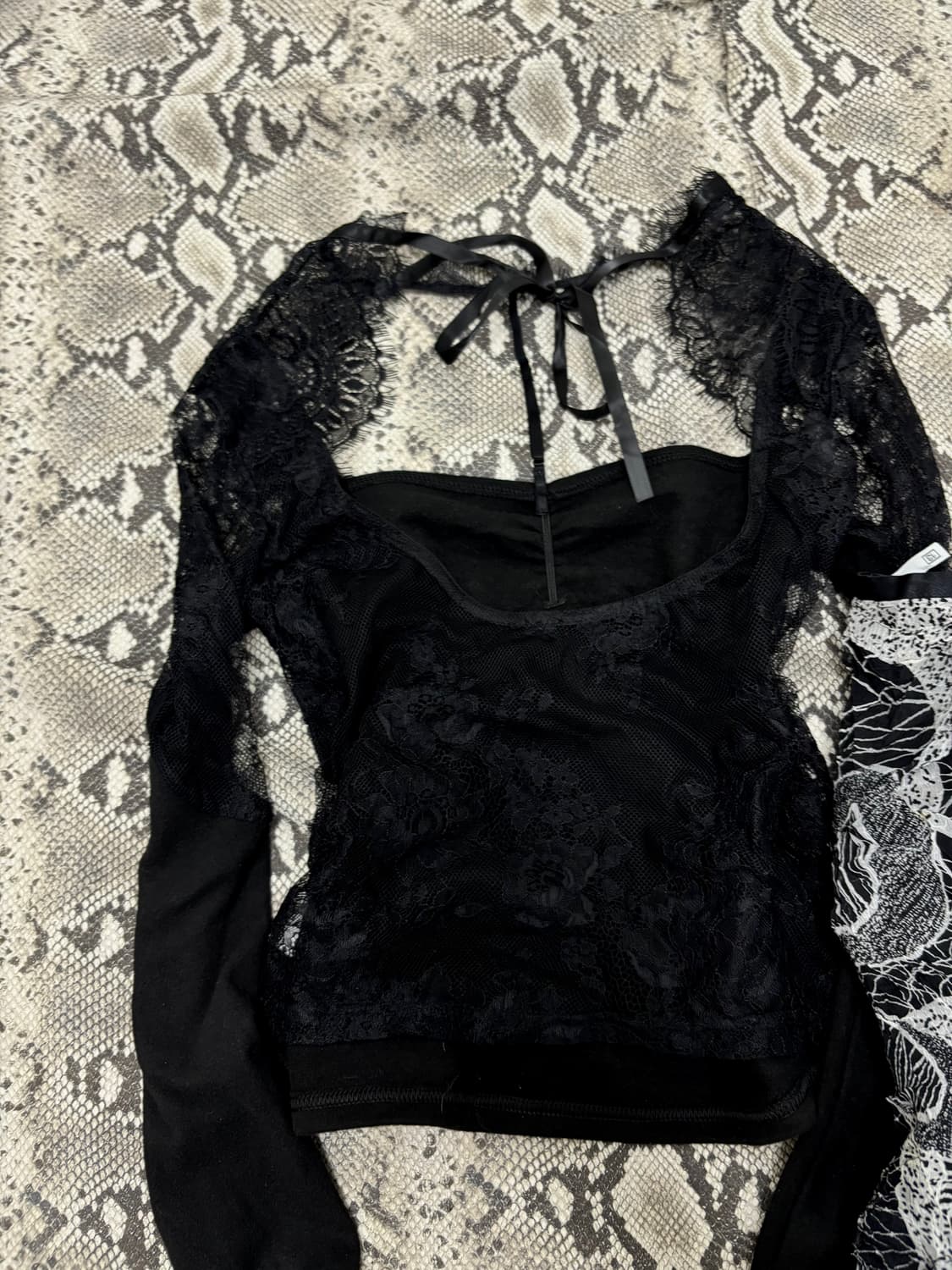 Oriental Mood See-through Crop Top& Or 상품이미지10
