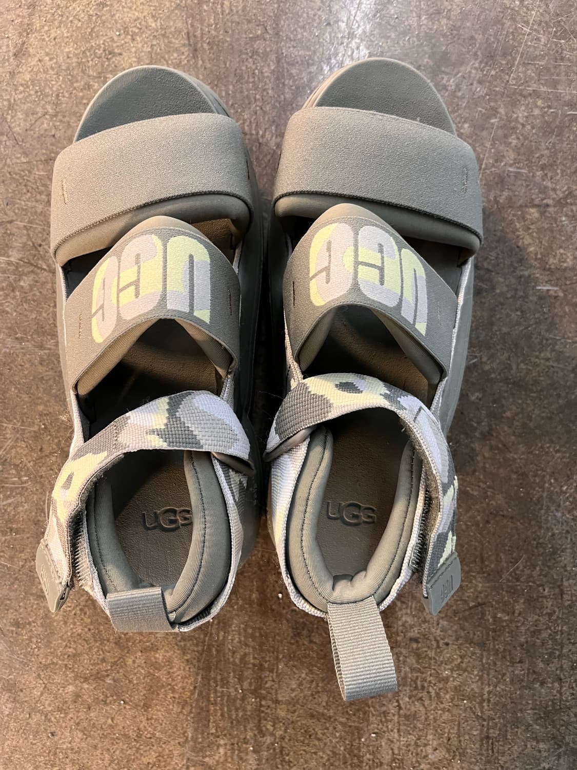 UGG 어그 골든글로우 샌들 235 상품이미지2