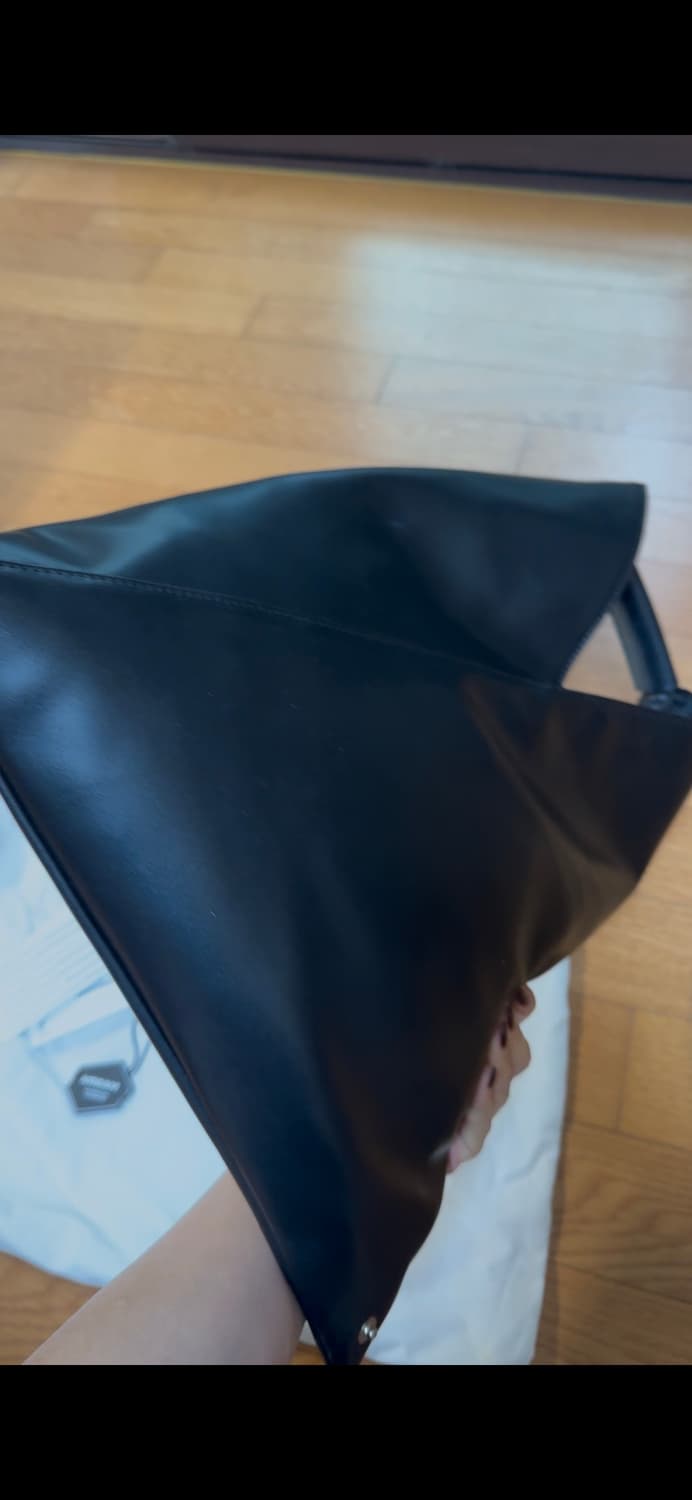 MM6 메종 마르지엘라 블랙 가방 1회착용 상품이미지3