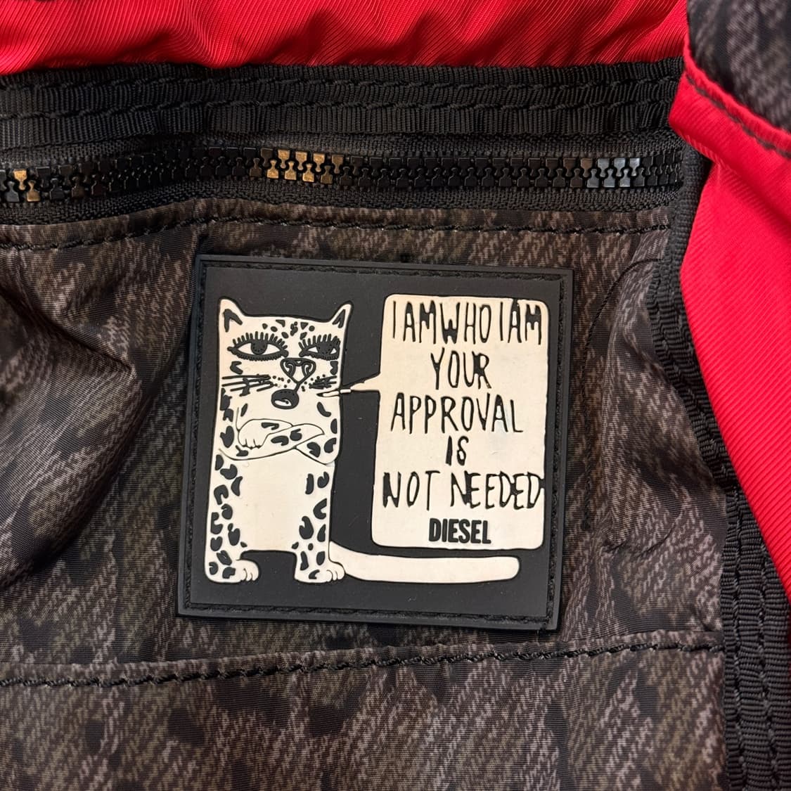 디젤 다크 브라운 레오파드 3웨이 크로스백 토트백 숄더백 상품이미지7