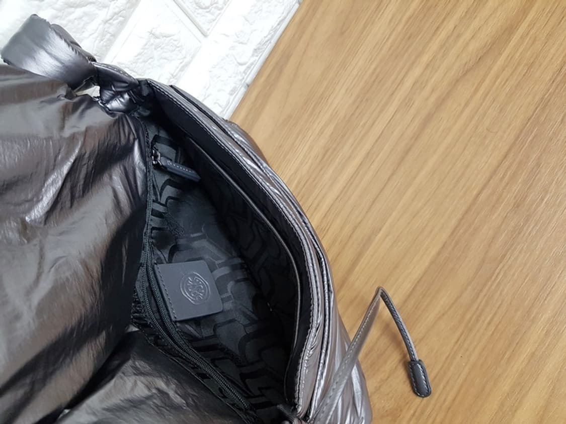 로사케이 숄더백 & 크로스백 (누볼라 패딩백) 미사용 상품이미지8