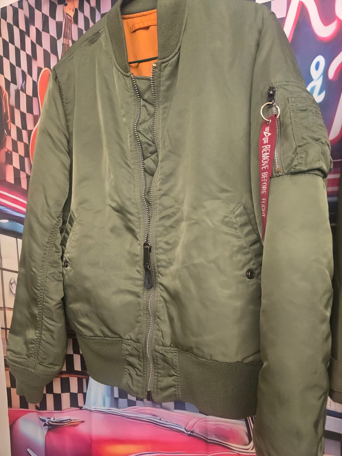 알파 인더스트리(Alpha Industries)MA-1 플라이트 재킷 상품이미지2