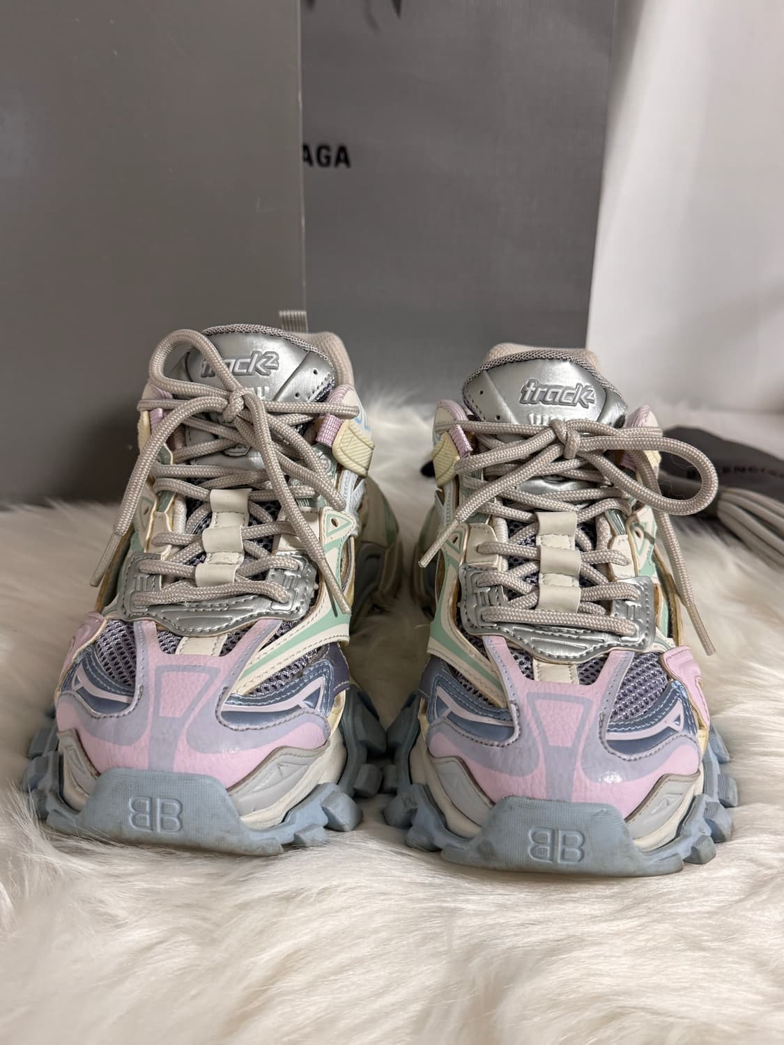 발렌시아가 트랙2 스니커즈 운동화 상품이미지1