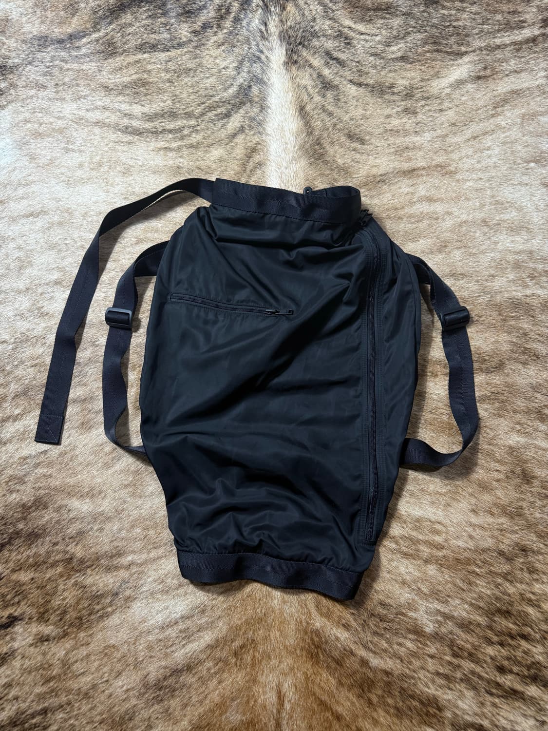 Y-3 Technical Sling Backpack  상품이미지3
