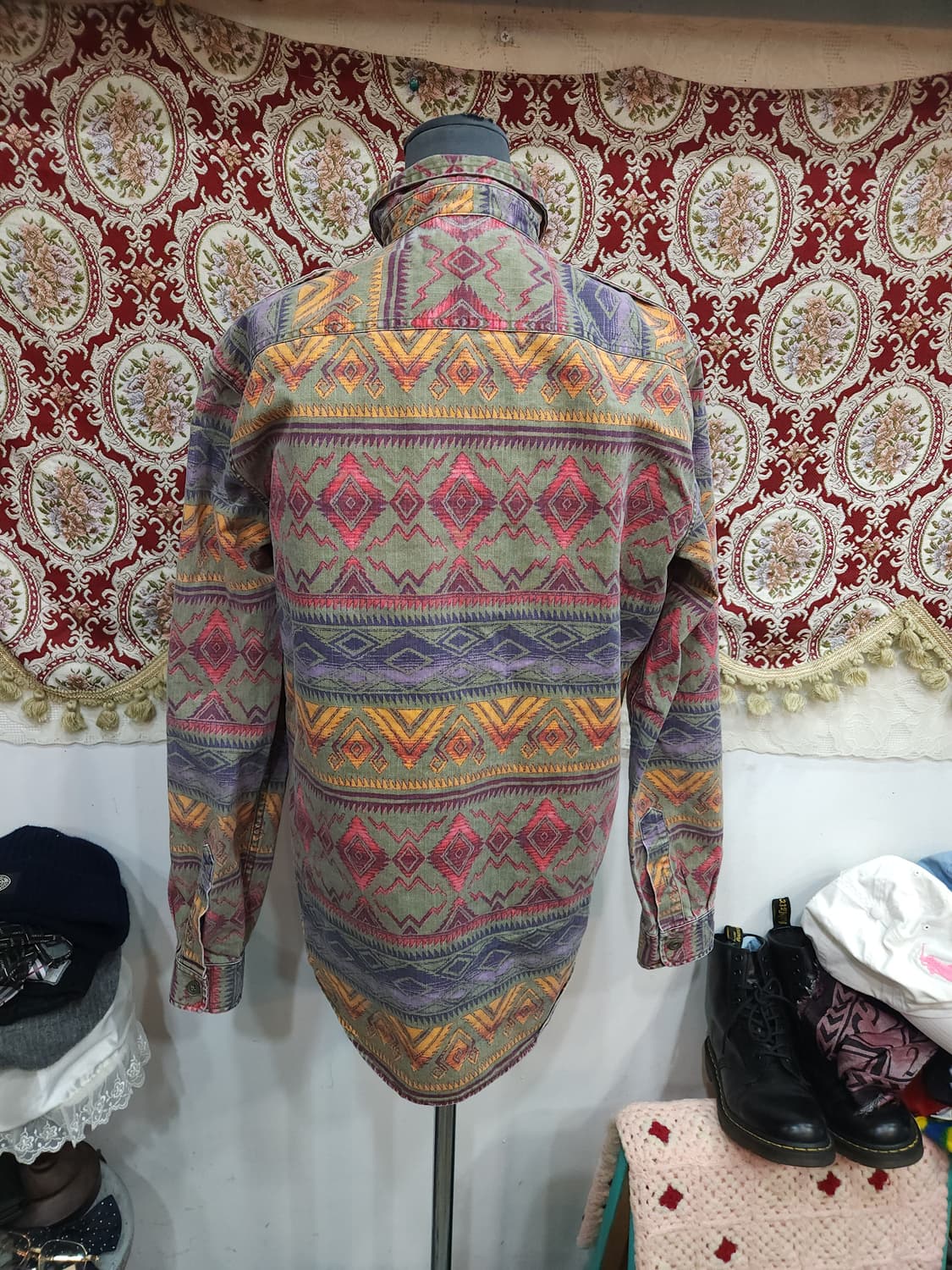 랄프로렌 데님엔서플라이 아즈텍 나바호 패턴 셔츠

 상품이미지8