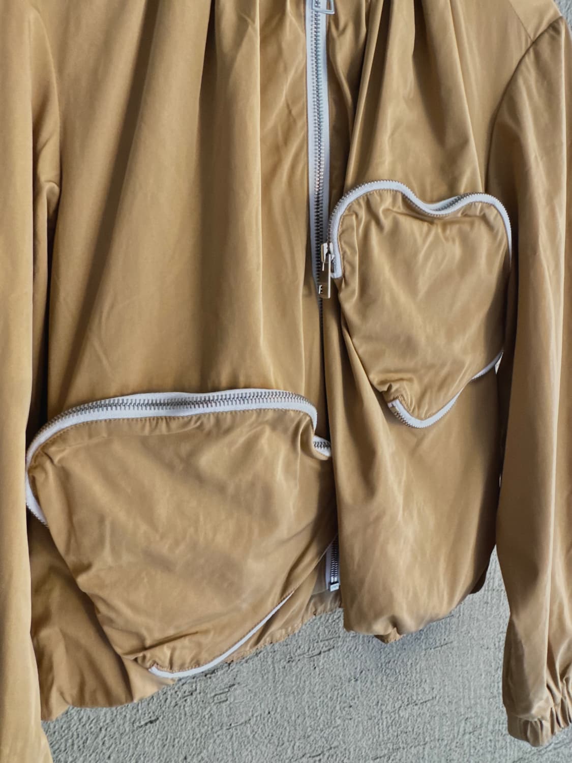 jw앤더슨 클라우드 자켓 상품이미지3