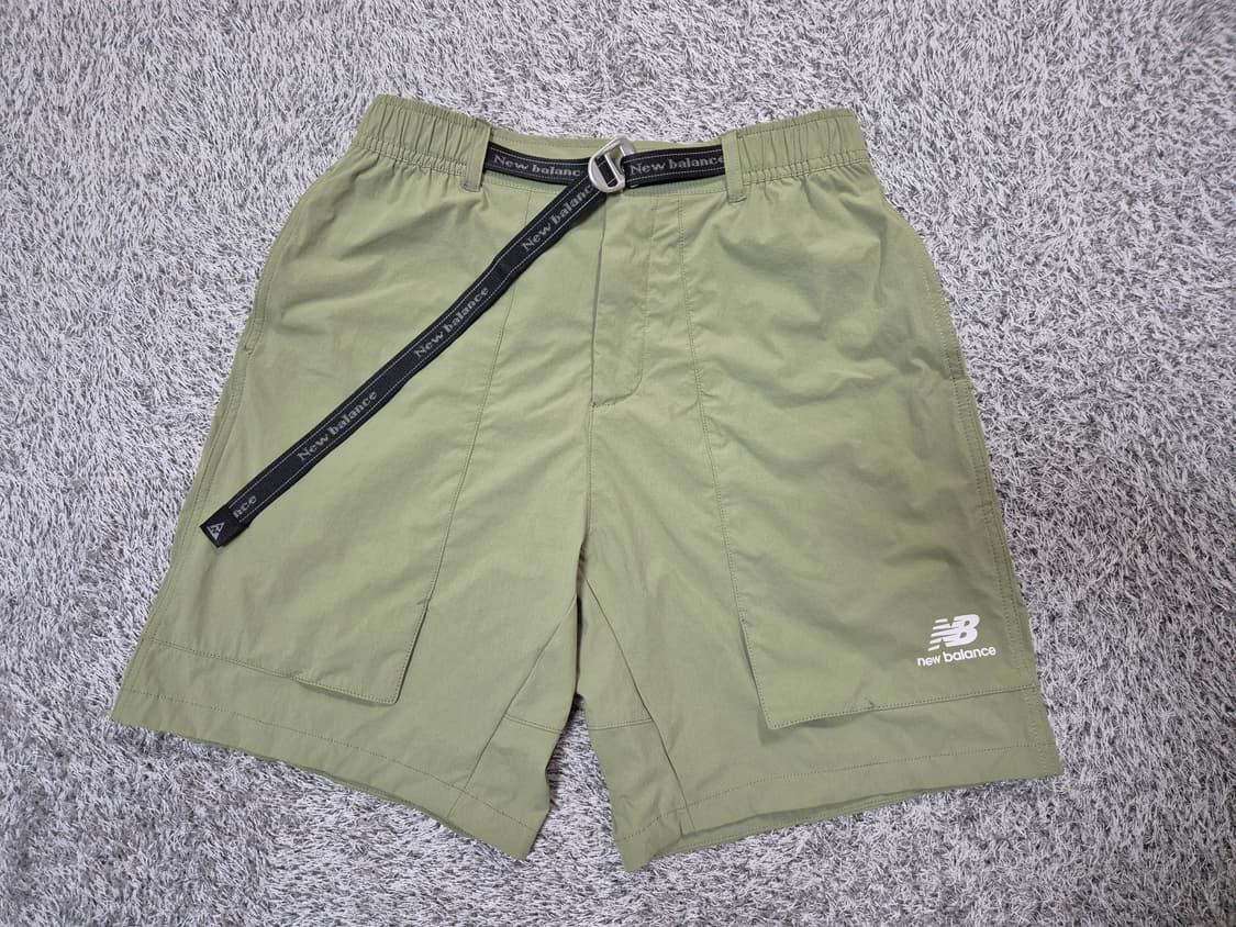 뉴발란스 남성 벨티드 카고 쇼츠 M(80) 상품이미지1