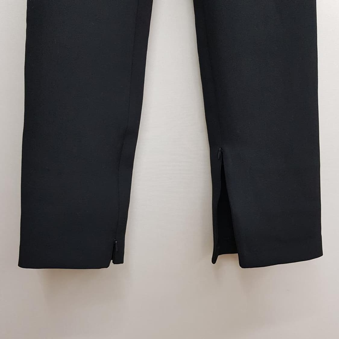 한섬 시스템 2023 지퍼 디테일 팬츠 61-90사이즈 상품이미지3