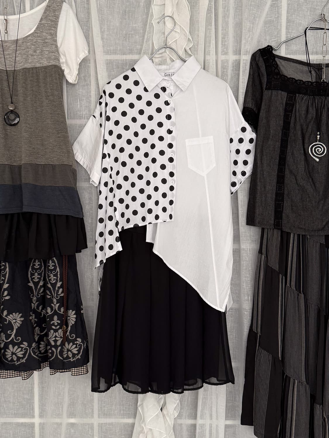 Unbalanced Dot Shirt 0215 상품이미지1