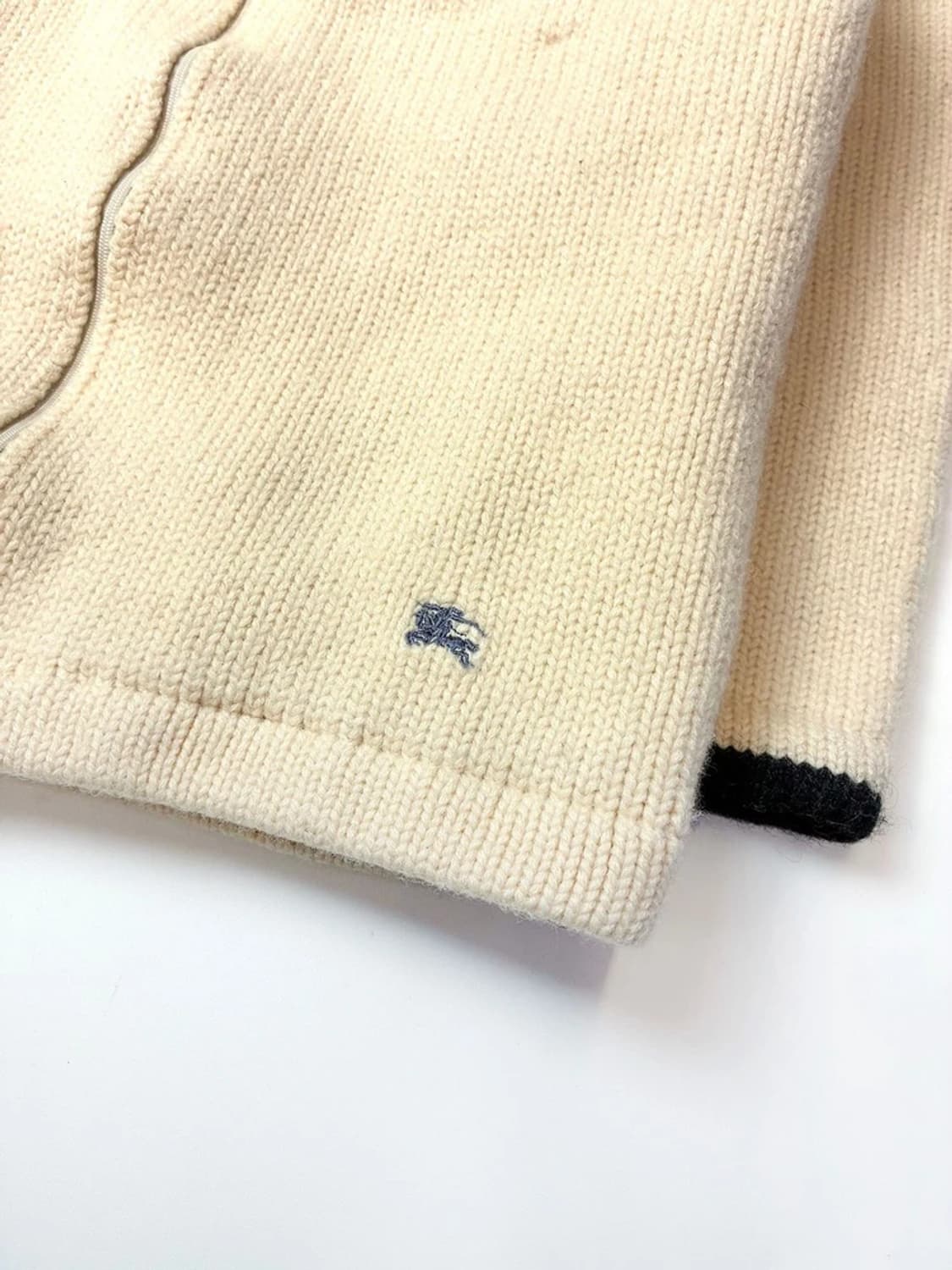 버버리 블랙라벨 00's 재팬 양모 니트 집업 가디건 PN5689 상품이미지3