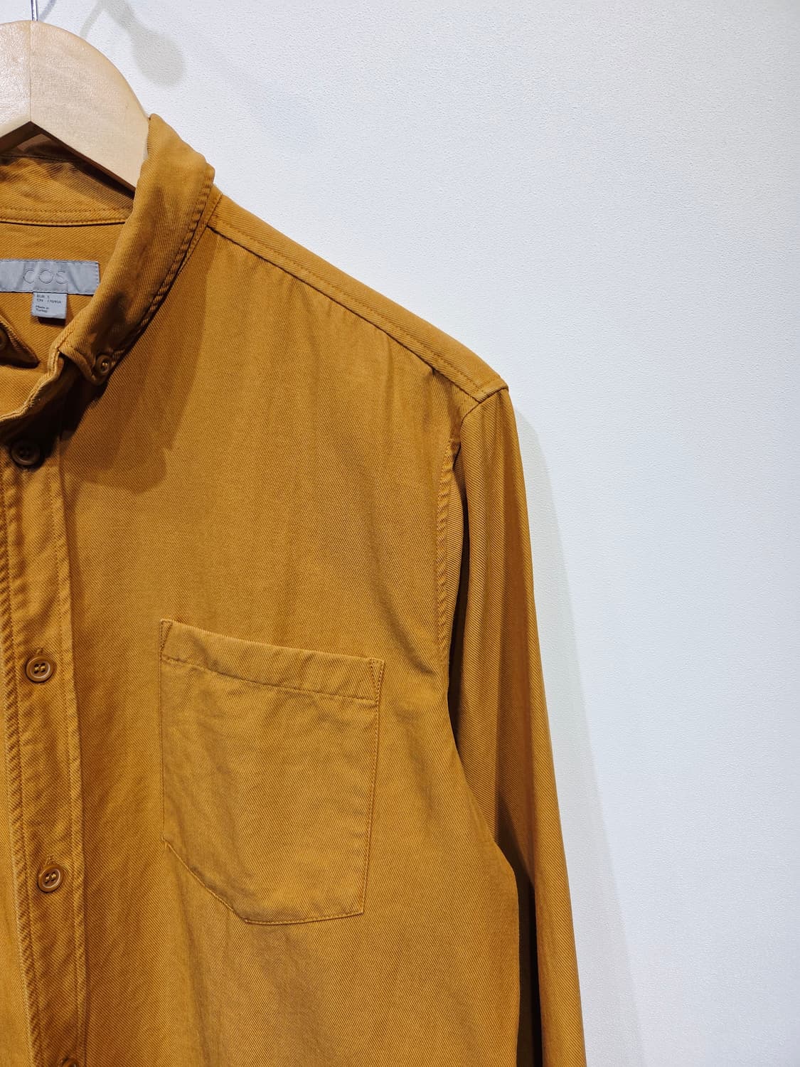 COS. 남자 카멜 톤 포켓 셔츠_S 상품이미지4