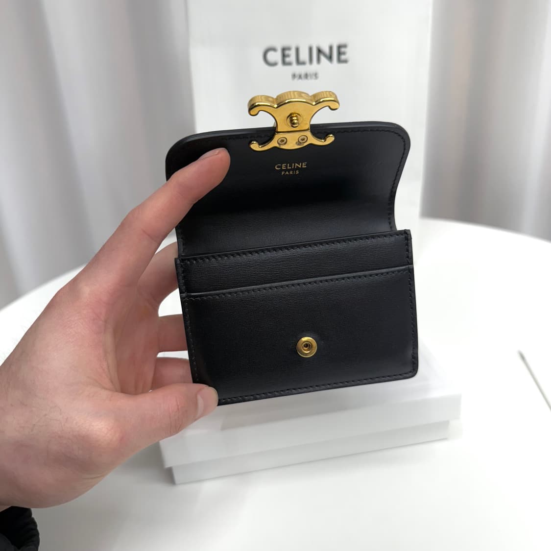 [풀박스] 셀린느 트리오페 플랩 카드지갑 블랙 상품이미지4