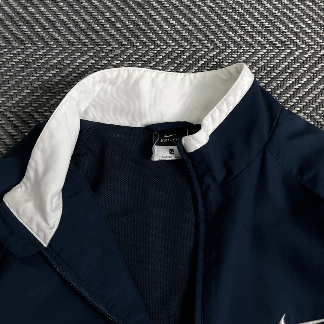 나이키 드라이핏 네이비 배색 올드스쿨 바람막이y 2944 상품이미지5