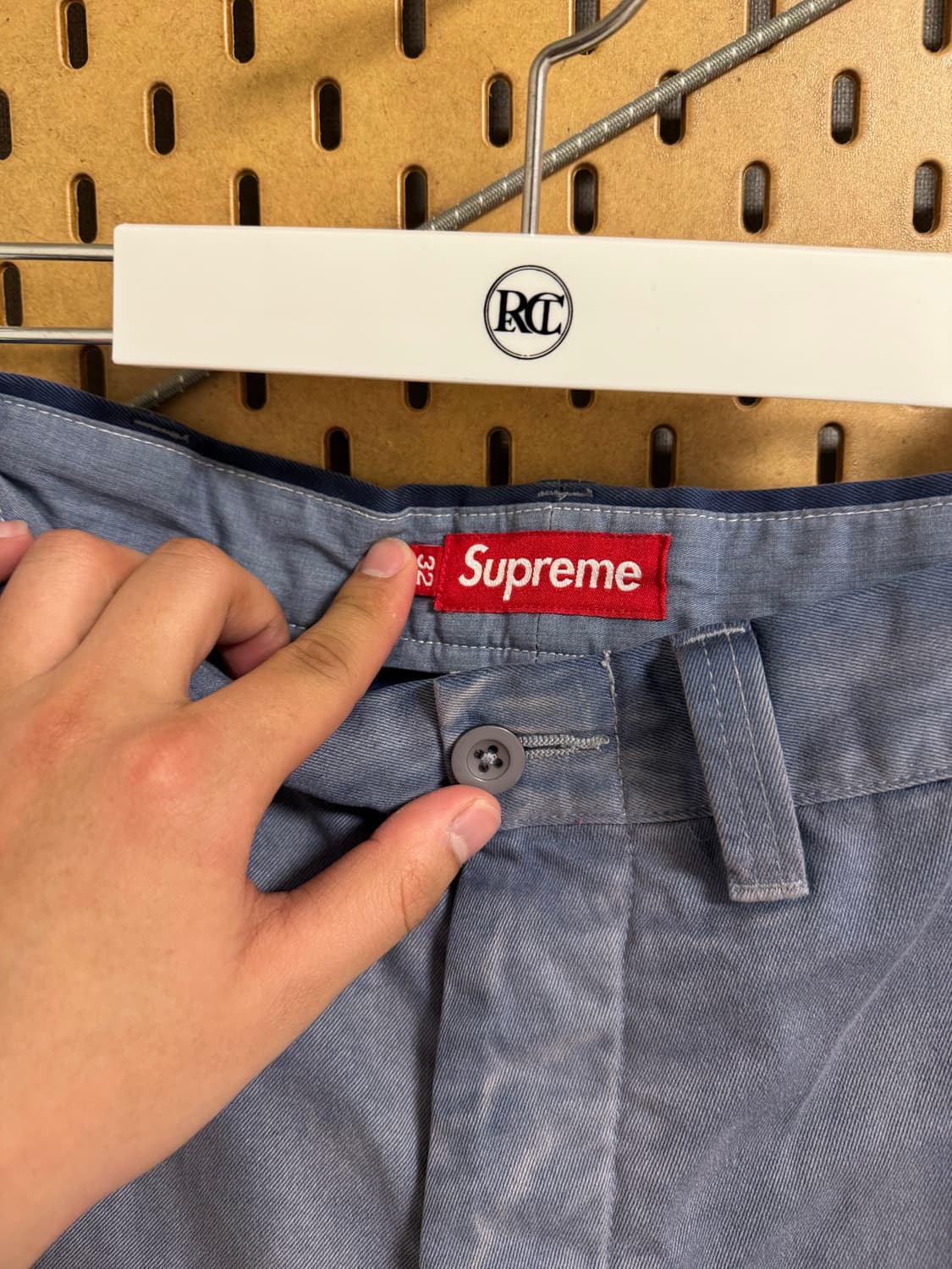 슈프림 치노 핀업걸 상품이미지5