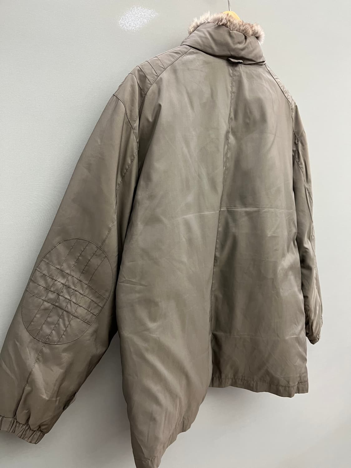 라코스테 남성 토끼퍼 덕다운 경량패딩 브라운 상품이미지6