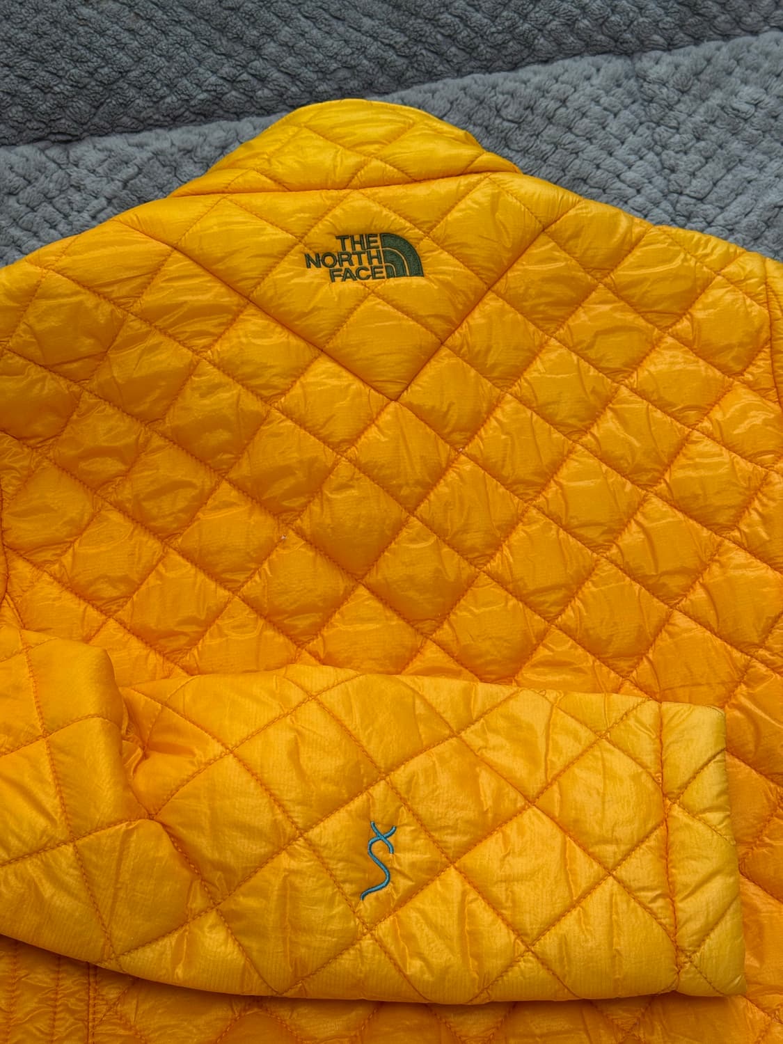 노스페이스 경량패딩 상품이미지4