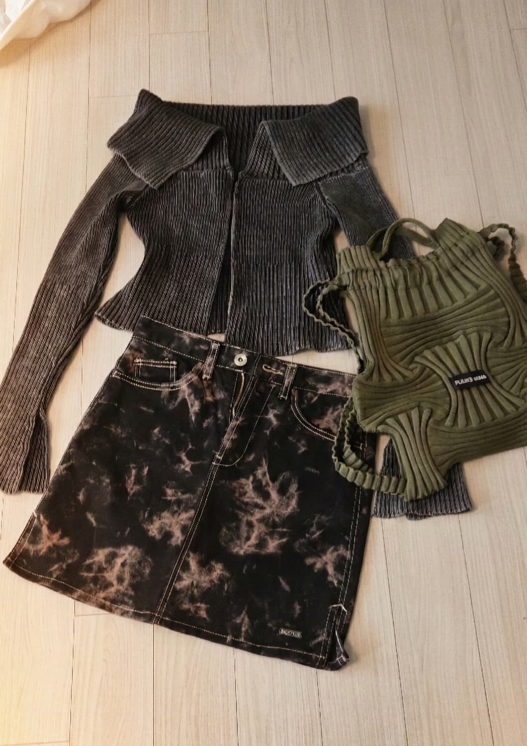 새상품스컬프터(SCULPTOR) 타이다이 데님 미니스커트 판매합니다 상품이미지1