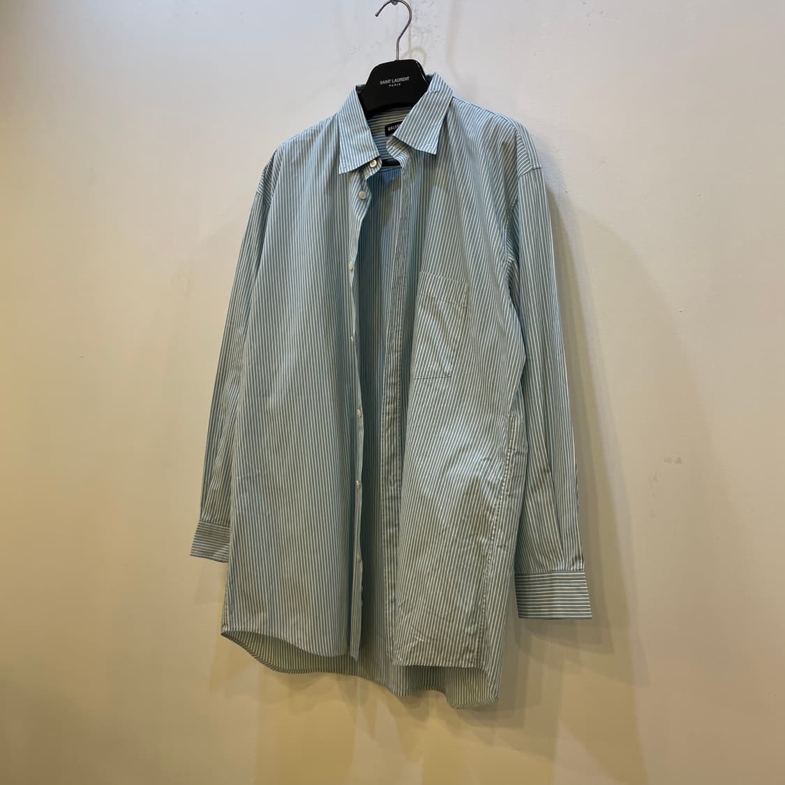 발렌시아가 백로고 스트라이프 셔츠 상품이미지3