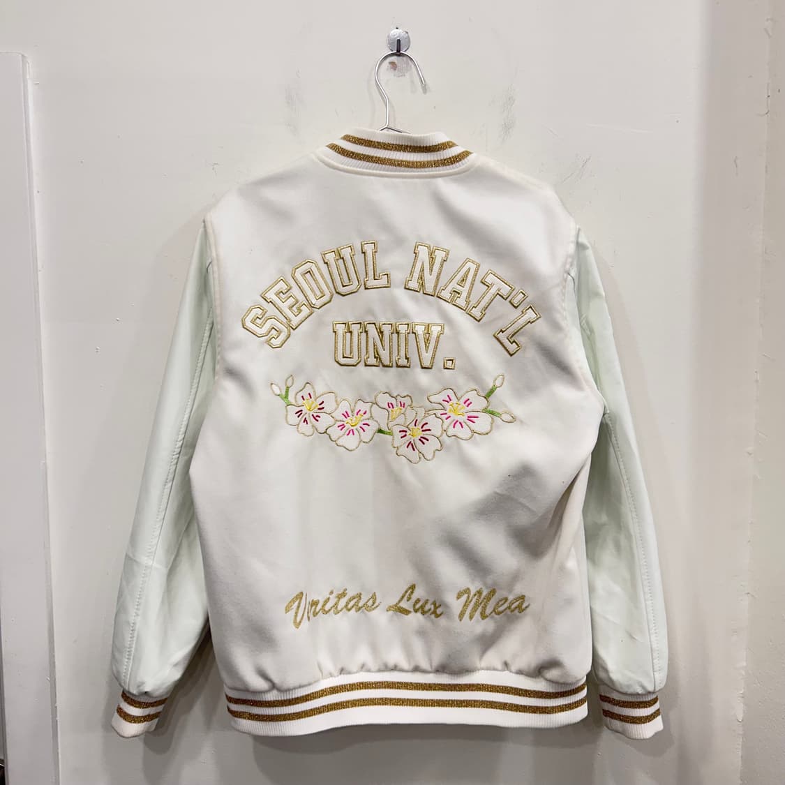 서울대학교 무궁화 자수로고 학잠 바시티자켓 상품이미지5