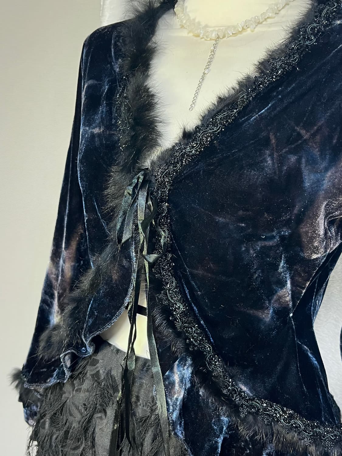 빈티지 퍼 디테일 벨벳 가디건 상품이미지3