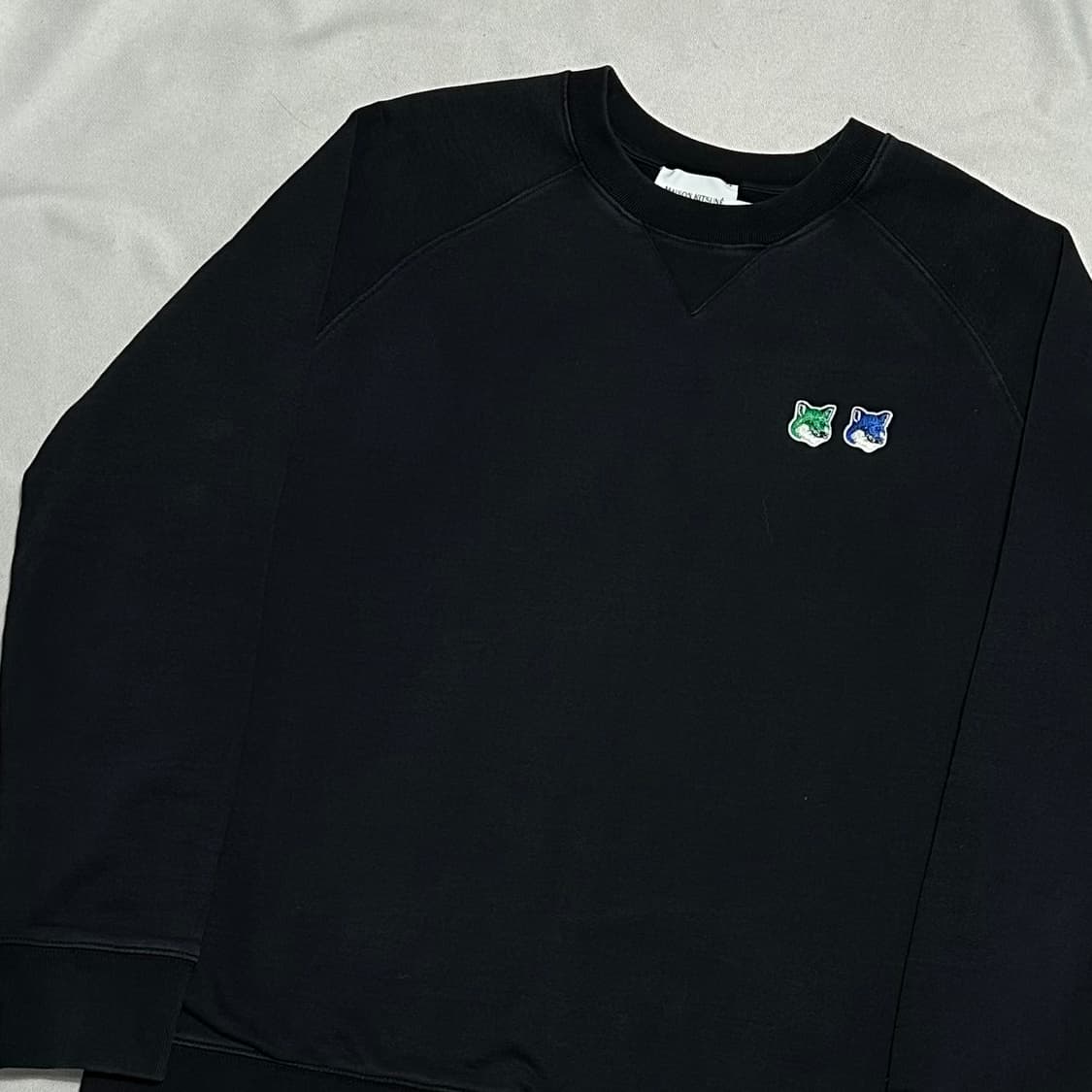 XL 메종키츠네 더블 모노크롬 폭스헤드패치 맨투맨 상품이미지1