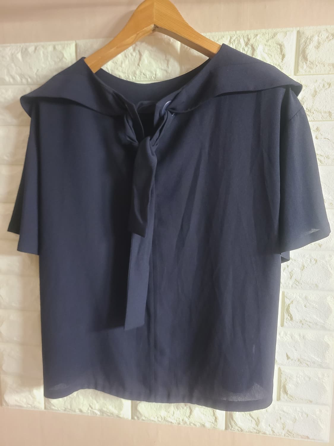 박신혜 럭키슈에뜨 네이비 리본 블라우스 상품이미지3