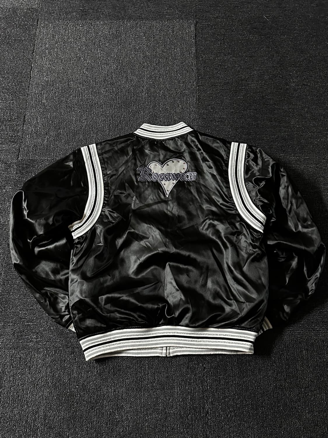 Rocawear 리버시블 큐빅 사틴 봄버 자켓  L 사이즈 상품이미지2