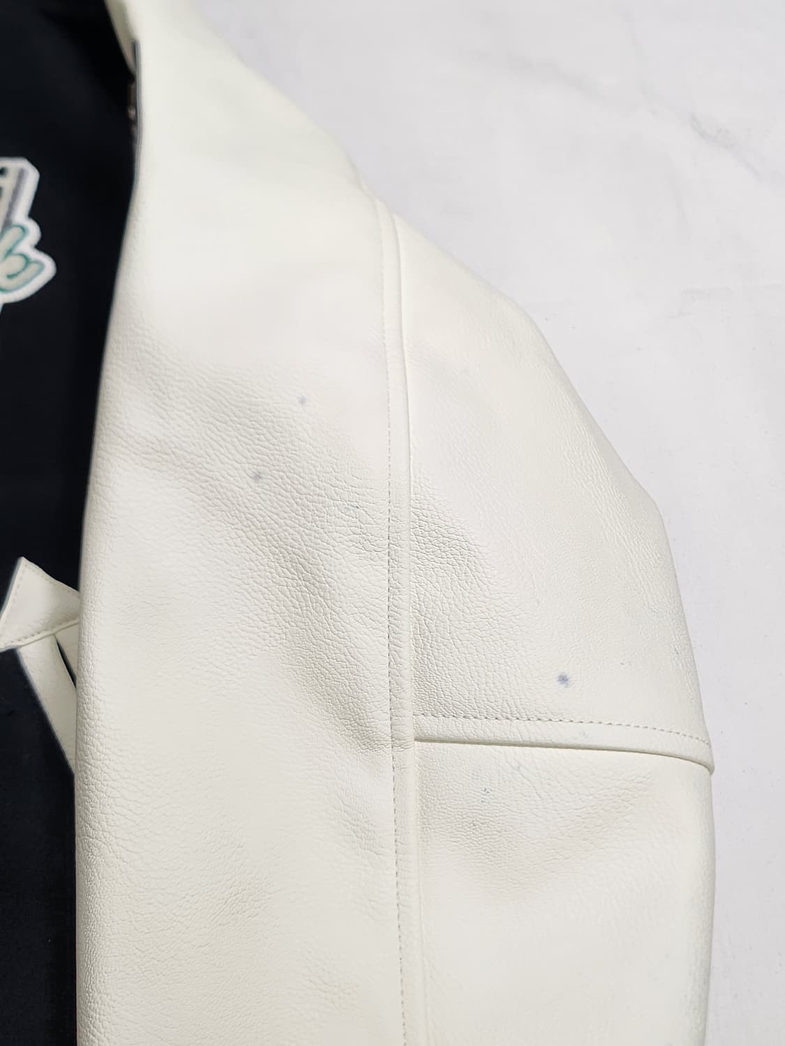 라이프워크 아플리케 힙독 바시티 자켓 상품이미지6