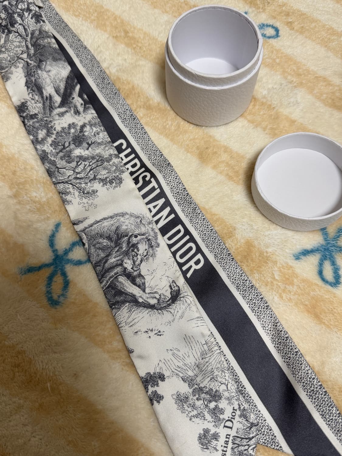 디올 트윌리 뜨왈 드 주이 소바쥬 그레이 상품이미지5